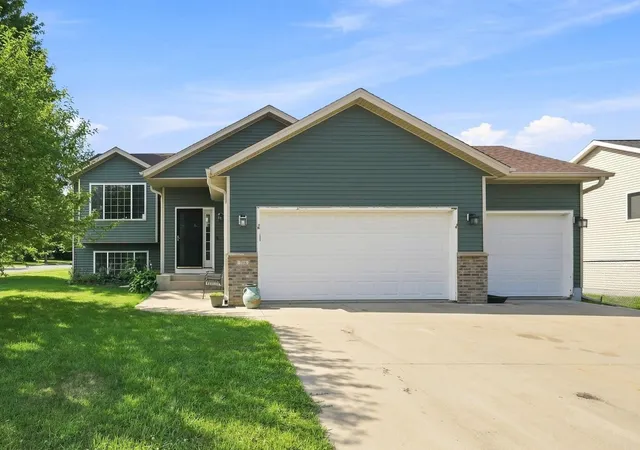 1st image of 708 Maplebrook Dr Ne, Stewartville, MN 55976 | MLS# 7114798