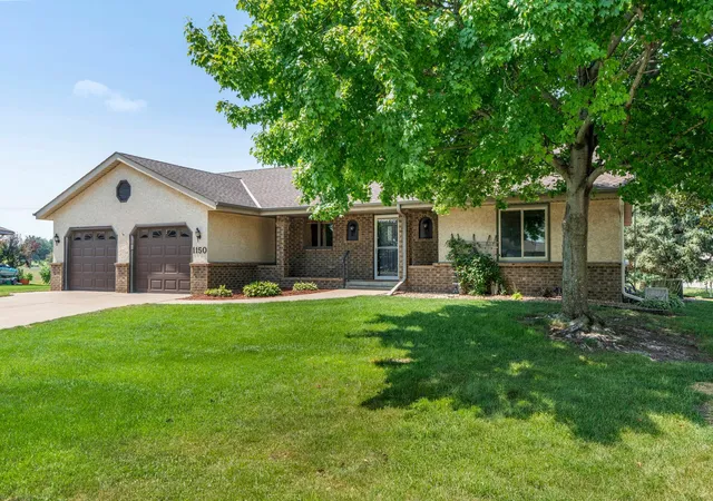 Photo 3 of Sale Pending at 1150 Menke Cir, Shakopee, MN 55379 | MLS# 7114808 | Listing updated on 2026-09-18