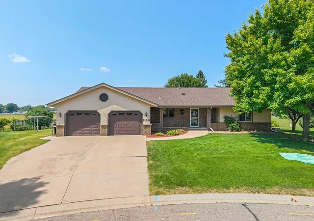 Photo 4 of Sale Pending at 1150 Menke Cir, Shakopee, MN 55379 | MLS# 7114808 | Listing updated on 2026-09-18