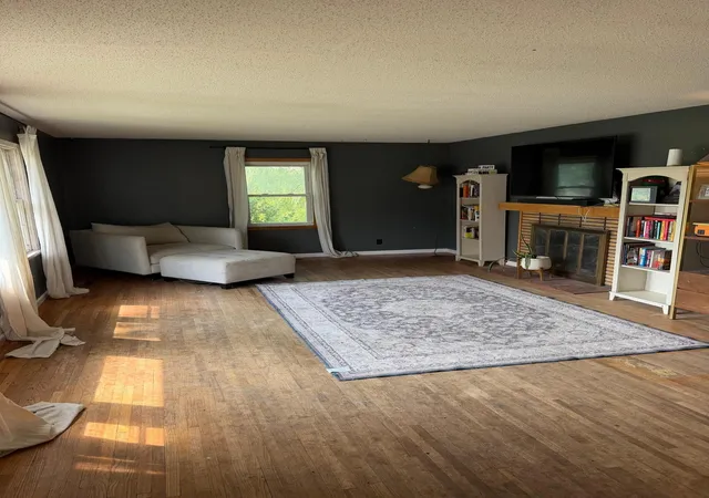 Photo 4 of Single family home for sale at 805 Elm Ave S, Hallock, MN 56728 | MLS# 7114811 | Listing updated on 2026-08-04
