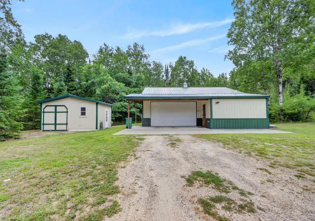 3rd image of 28750 Prairie Lake Rd, Grand Rapids, MN 55744 | MLS# 7114819
