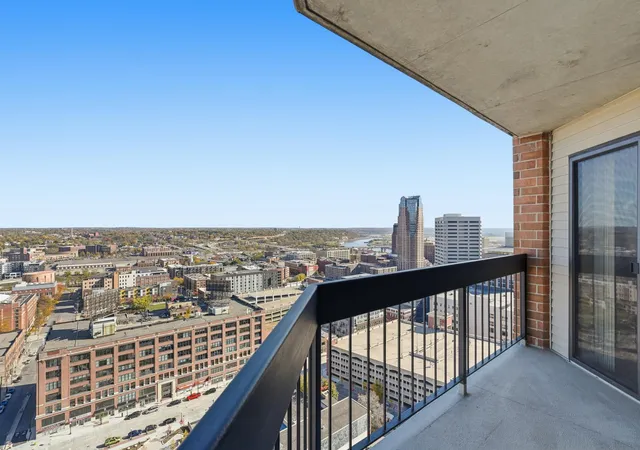 Photo 1 of Condo for sale at 78 10th Street E #2807, Saint Paul, MN 55101 | MLS# 7114836 | Listing updated on 2026-08-20