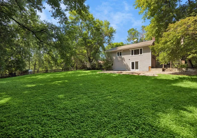 3rd image of 13499 Caramel Trl, Eden Prairie, MN 55346 | MLS# 7114841