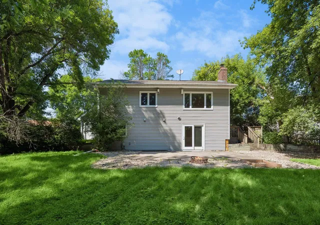 4th image of 13499 Caramel Trl, Eden Prairie, MN 55346 | MLS# 7114841