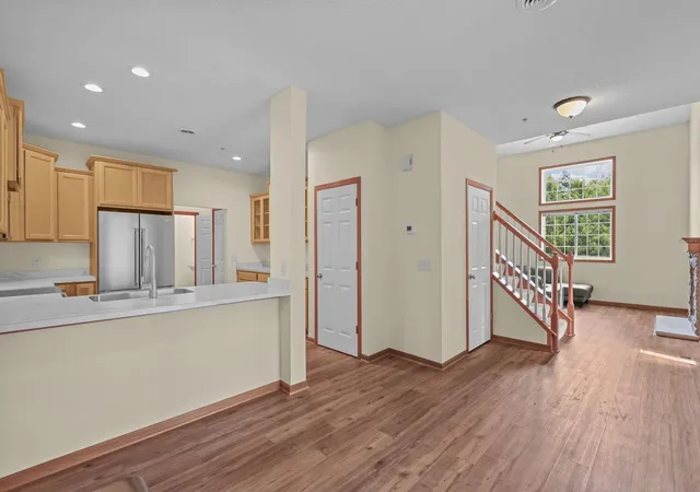 Photo 4 of Single family home for sale at 9124 Fox Ct, Victoria, MN 55386 | MLS# 7114895 | Listing updated on 2026-08-11