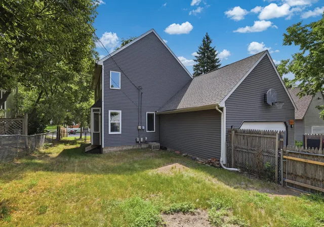 Photo 3 of Single family home for sale at 2613 Emerson Ave N, Minneapolis, MN 55411 | MLS# 7114898 | Listing updated on 2026-08-17