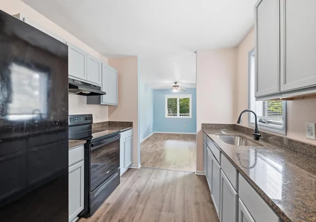 Photo 4 of Single family home for sale at 2613 Emerson Ave N, Minneapolis, MN 55411 | MLS# 7114898 | Listing updated on 2026-08-17
