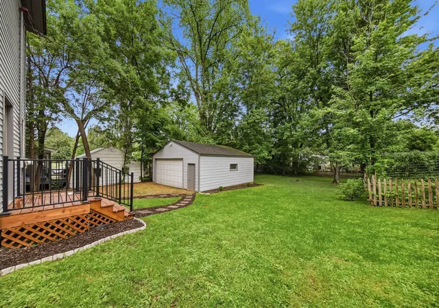2nd image of 420 Oak St, Hudson, WI 54016 | MLS# 7114905