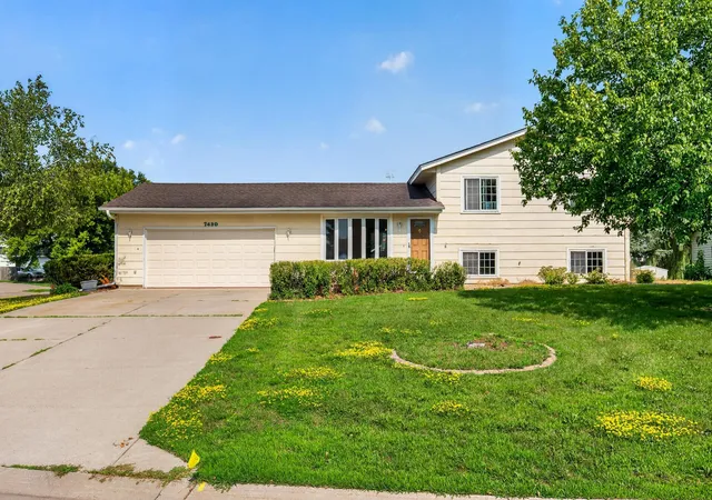 Photo 2 of Single family home for sale at 7430 170th Court W, Rosemount, MN 55068 | MLS# 7114920 | Listing updated on 2026-09-23