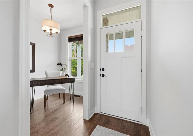 Photo 4 of Sale Pending at 7495 Laurel Point, Minneapolis, MN 55426 | MLS# 7114922 | Listing updated on 2026-08-31