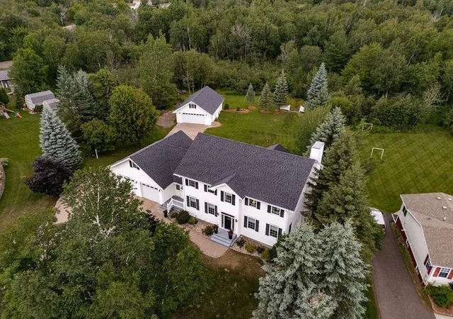 4th image of 2827 Parkwood Ln, Duluth, MN 55811 | MLS# 7114924