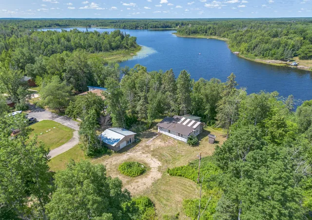 Photo 3 of Single family home for sale at 62038 Back Of The Bay Trl, Bigfork, MN 56628 | MLS# 7114929 | Listing updated on 2026-07-24