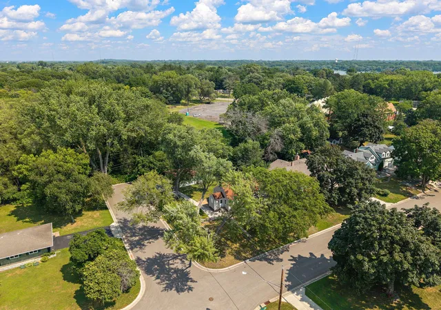 Photo 2 of Sale Pending at 1929 Jerrold Ave, Saint Paul, MN 55112 | MLS# 7114952 | Listing updated on 2026-09-03