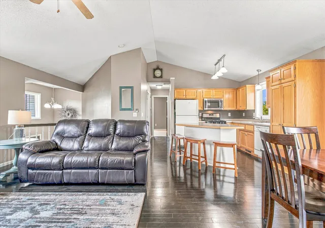 5th image of 1655 10Th Ave Se, Cambridge, MN 55008 | MLS# 7114961