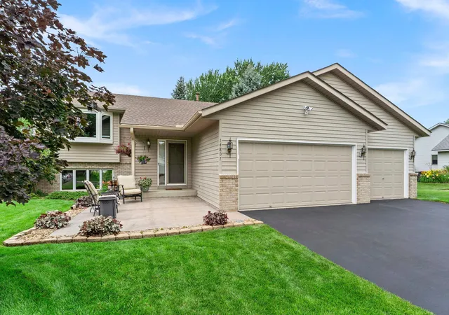 Photo 2 of Single family home for sale at 14807 Colorado Ave, Rosemount, MN 55068 | MLS# 7114985 | Listing updated on 2026-07-27