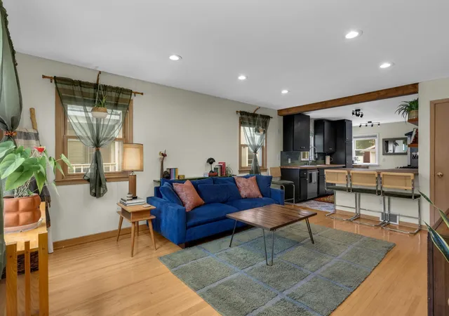 Photo 3 of Sale Pending at 2914 Randolph St Ne, Minneapolis, MN 55418 | MLS# 7114995 | Listing updated on 2026-08-19