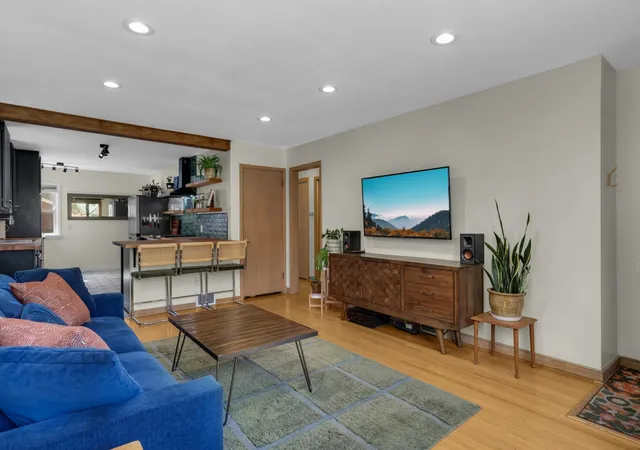Photo 3 of Sale Pending at 2914 Randolph St NE, Minneapolis, MN 55418 | MLS# 7114995 | Listing updated on 2026-08-19