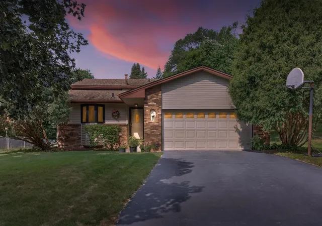 1st image of 7238 Taffy Wy, Eden Prairie, MN 55346 | MLS# 7115004