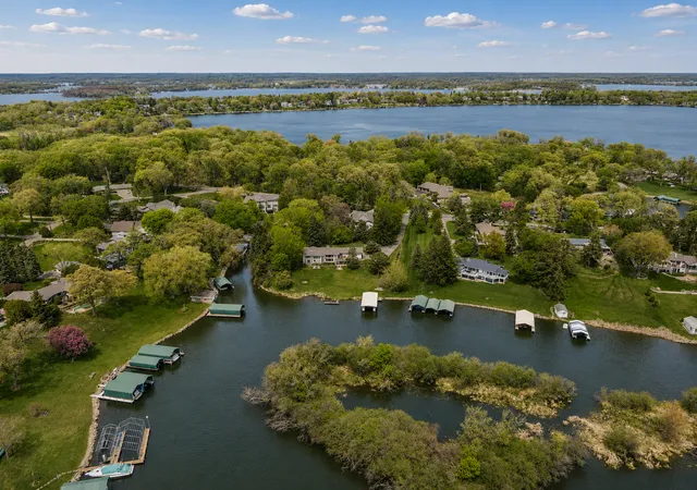 Photo 4 of Land for sale at 2685 Shadywood Rd, Excelsior, MN 55331 | MLS# 7115014 | Listing updated on 2026-09-29