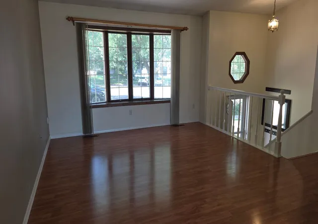 Photo 4 of Single family home for sale at 1004 21st Street SE, Rochester, MN 55904 | MLS# 7115027 | Listing updated on 2026-08-31