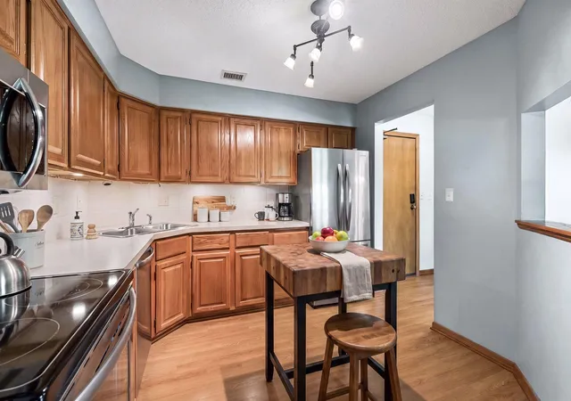 Photo 3 of Condo for sale at 3801 W 98th Street #209, Minneapolis, MN 55431 | MLS# 7115037 | Listing updated on 2026-09-02
