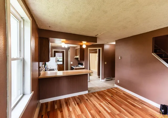 image of 2316 6th St, Eau Claire, WI 54703 | MLS# 7115040