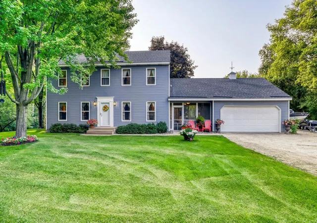 1st image of 9905 Brent Ave, Inver Grove Heights, MN 55077 | MLS# 7115058