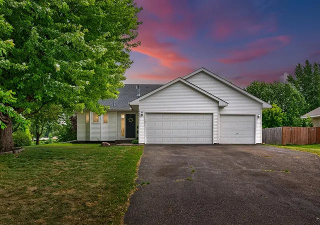 1st image of 10607 56th St Ne, Albertville, MN 55301 | MLS# 7115066