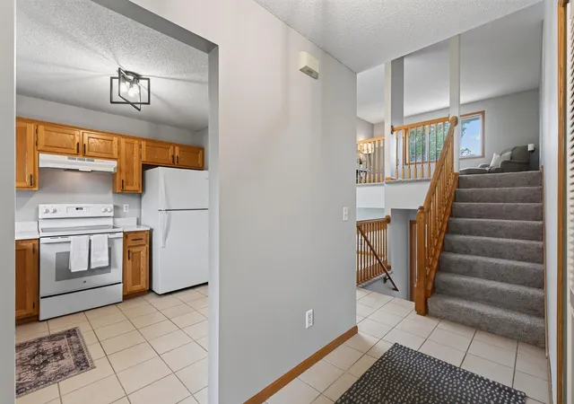 5th image of 10607 56Th St Ne, Albertville, MN 55301 | MLS# 7115066