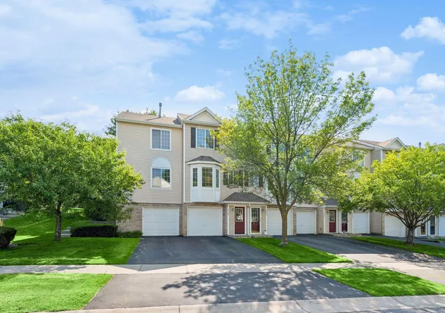 1st image of 7764 Arboretum Vlg, Chanhassen, MN 55317 | MLS# 7115074