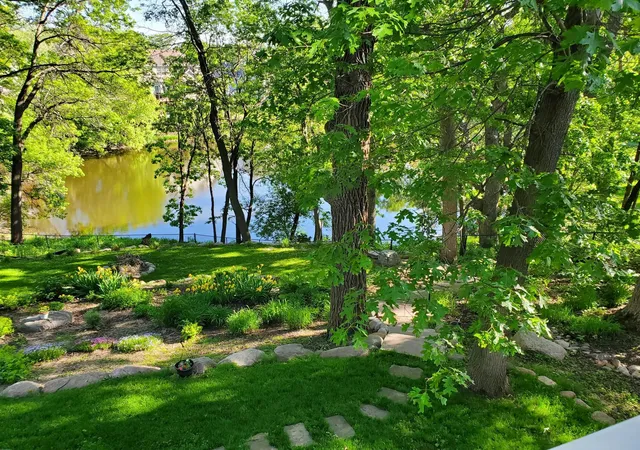 Photo 4 of Sale Pending at 2488 Hillwood Dr E, Saint Paul, MN 55119 | MLS# 7115084 | Listing updated on 2026-08-20