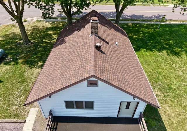 Photo 4 of Sale Pending at 200 2nd Street N, Darfur, MN 56022 | MLS# 7115092 | Listing updated on 2026-09-21