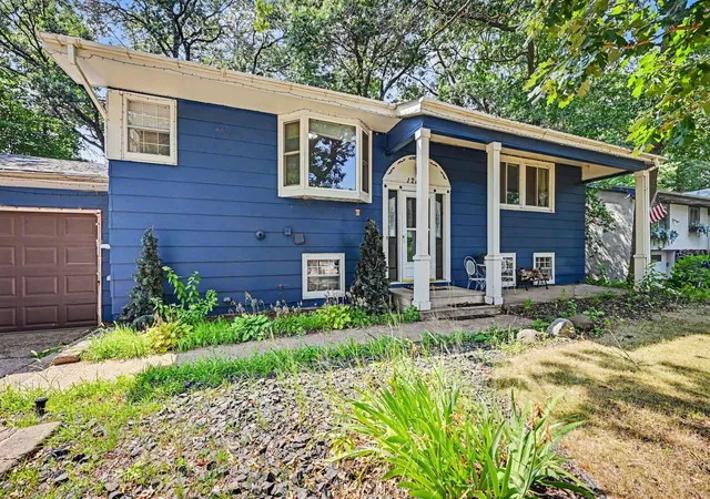 Photo 3 of Sale Pending at 12848 Taylor St NE, Minneapolis, MN 55434 | MLS# 7115093 | Listing updated on 2026-08-29
