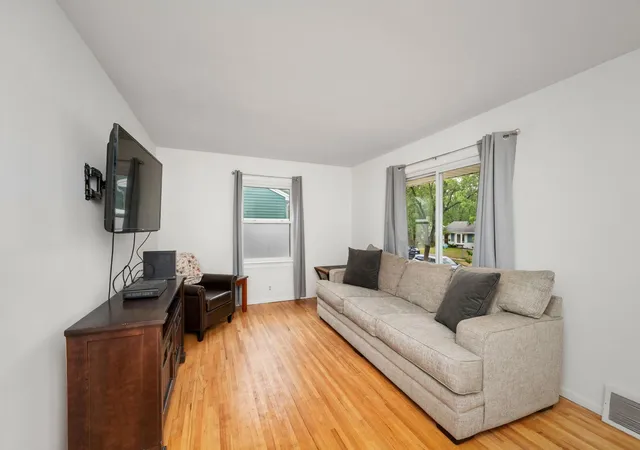 Photo 3 of Single family home for sale at 2821 Quebec Ave S, Minneapolis, MN 55426 | MLS# 7115100 | Listing updated on 2026-10-22