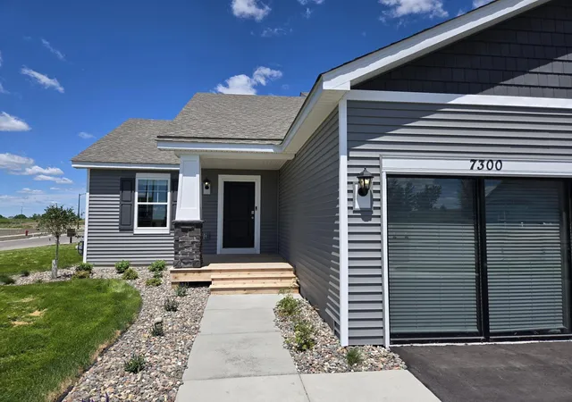 Photo 3 of Single family home for sale at 7300 Imperial Way, Elko New Market, MN 55020 | MLS# 7115119 | Listing updated on 2026-09-21
