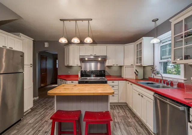 Photo 3 of Single family home for sale at 22082 State Hwy 60, Madison Lake, MN 56063 | MLS# 7115124 | Listing updated on 2026-09-01