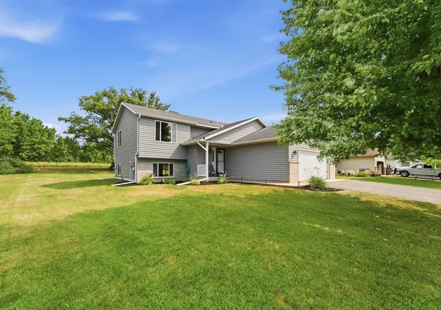 1st image of 1106 9th St Ne, Milaca, MN 56353 | MLS# 7115139