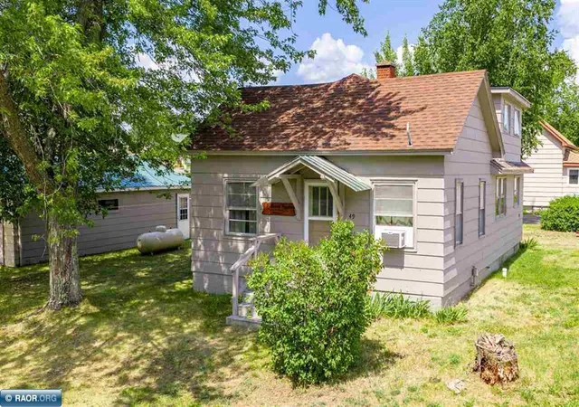 Photo 1 of Single family home for sale at 49 Gordon St, Soudan, MN 55782 | MLS# 7115153 | Listing updated on 2026-07-24