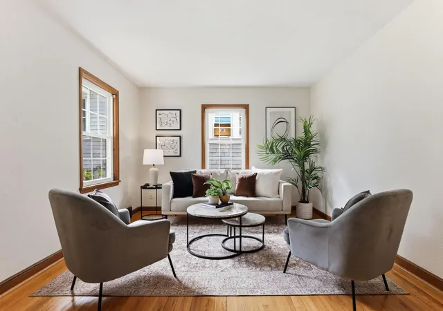 4th image of 1873 Hawthorne Ave E, Saint Paul, MN 55119 | MLS# 7115166