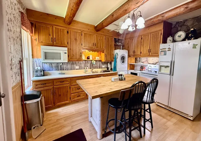 Photo 3 of Single family home for sale at 306 E River Dr, Park Rapids, MN 56470 | MLS# 7115183 | Listing updated on 2026-08-06