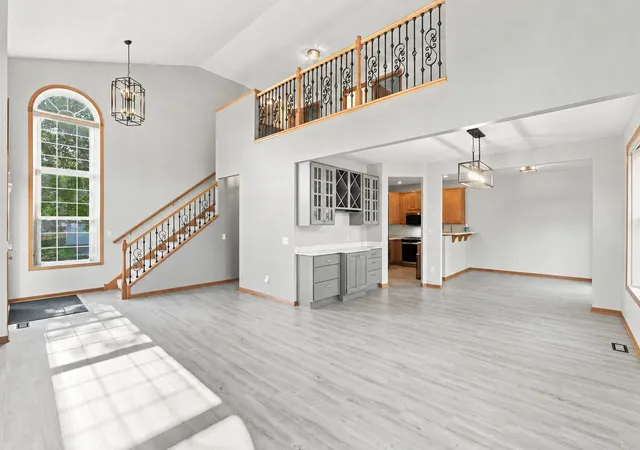 Photo 1 of Single family home for sale at 7143 Arthur Dr, Saint Paul, MN 55125 | MLS# 7115199 | Listing updated on 2026-09-19