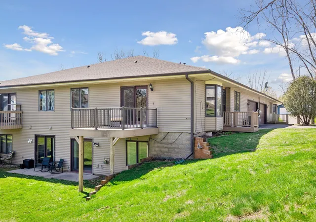 Photo 4 of Single family home for sale at 7730 Blaine Ave, Inver Grove Heights, MN 55076 | MLS# 7115212 | Listing updated on 2026-08-15