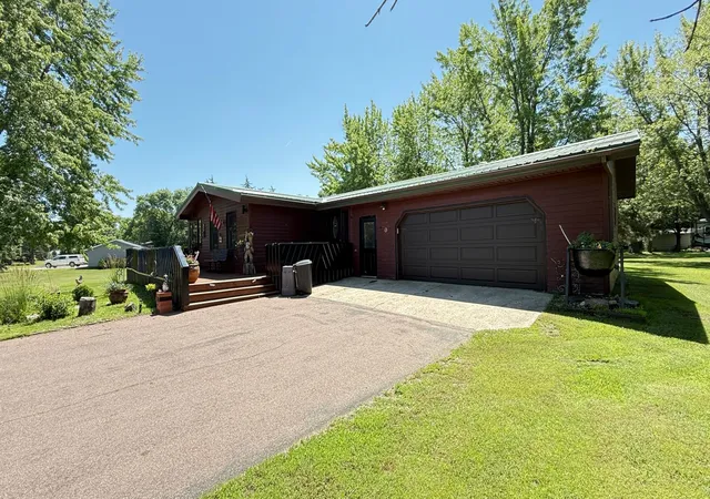 Photo 3 of Single family home for sale at 244 W Christenson Ave, Appleton, MN 56208 | MLS# 7115223 | Listing updated on 2026-08-26