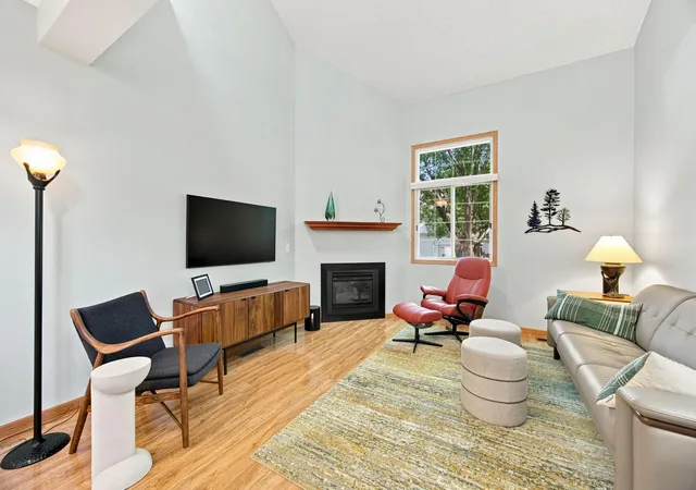 Photo 4 of Sale Pending at 8473 Cortland Rd, Eden Prairie, MN 55344 | MLS# 7115229 | Listing updated on 2026-09-21