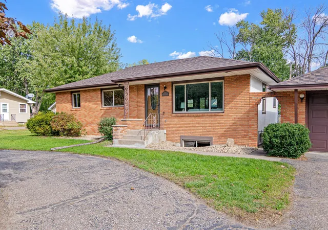 Photo 3 of Single family home for sale at 6516 Georgia Ave N, Minneapolis, MN 55428 | MLS# 7115272 | Listing updated on 2026-10-08