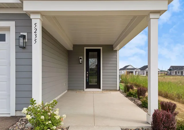 Photo 2 of Single family home for sale at 5235 217th Street W, Farmington, MN 55024 | MLS# 7115282 | Listing updated on 2026-09-17