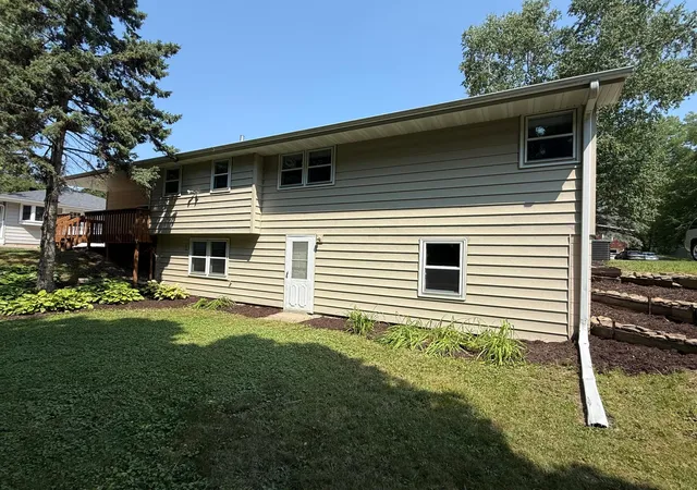 Photo 3 of Single family home for sale at 6573 Berkshire Ln N, Maple Grove, MN 55311 | MLS# 7115312 | Listing updated on 2026-10-03