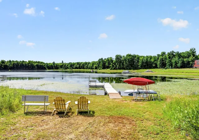 5th image of 318 Wennenberg Shore Dr, Shell Lake, WI 54871 | MLS# 7115344
