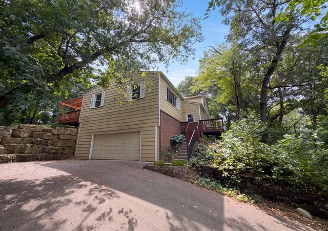 Photo 1 of Single family home for sale at 2509 Oakwood Dr, Burnsville, MN 55306 | MLS# 7115345 | Listing updated on 2026-08-06