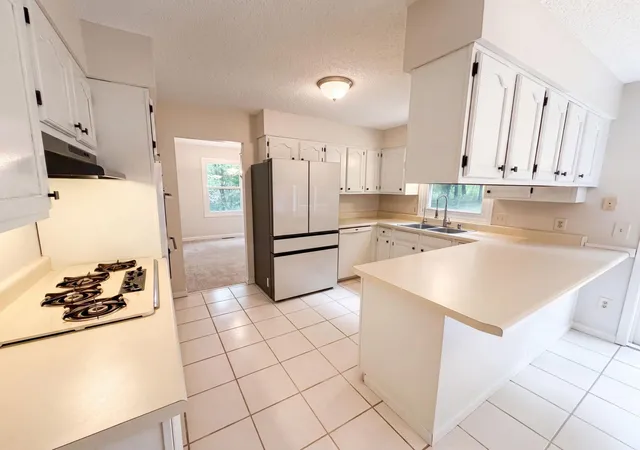 Photo 2 of Single family home for sale at 2509 Oakwood Dr, Burnsville, MN 55306 | MLS# 7115345 | Listing updated on 2026-09-17